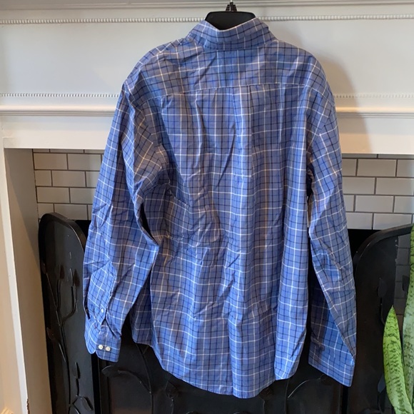 Lands’ End men’s button down shirt ❤️ - Picture 3 of 3
